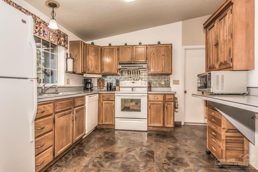 Deschutes RiverWoods - Residential