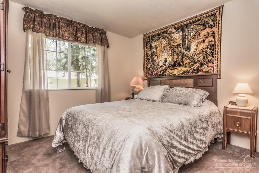 Deschutes RiverWoods - Residential