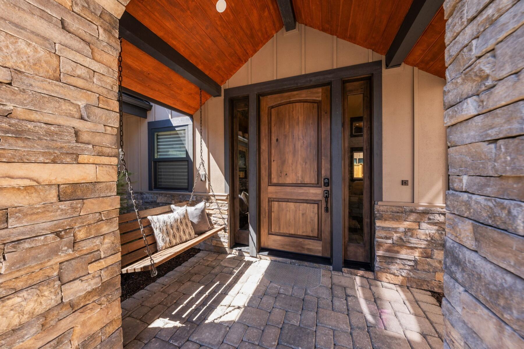 Three Pines Ridge - Residential