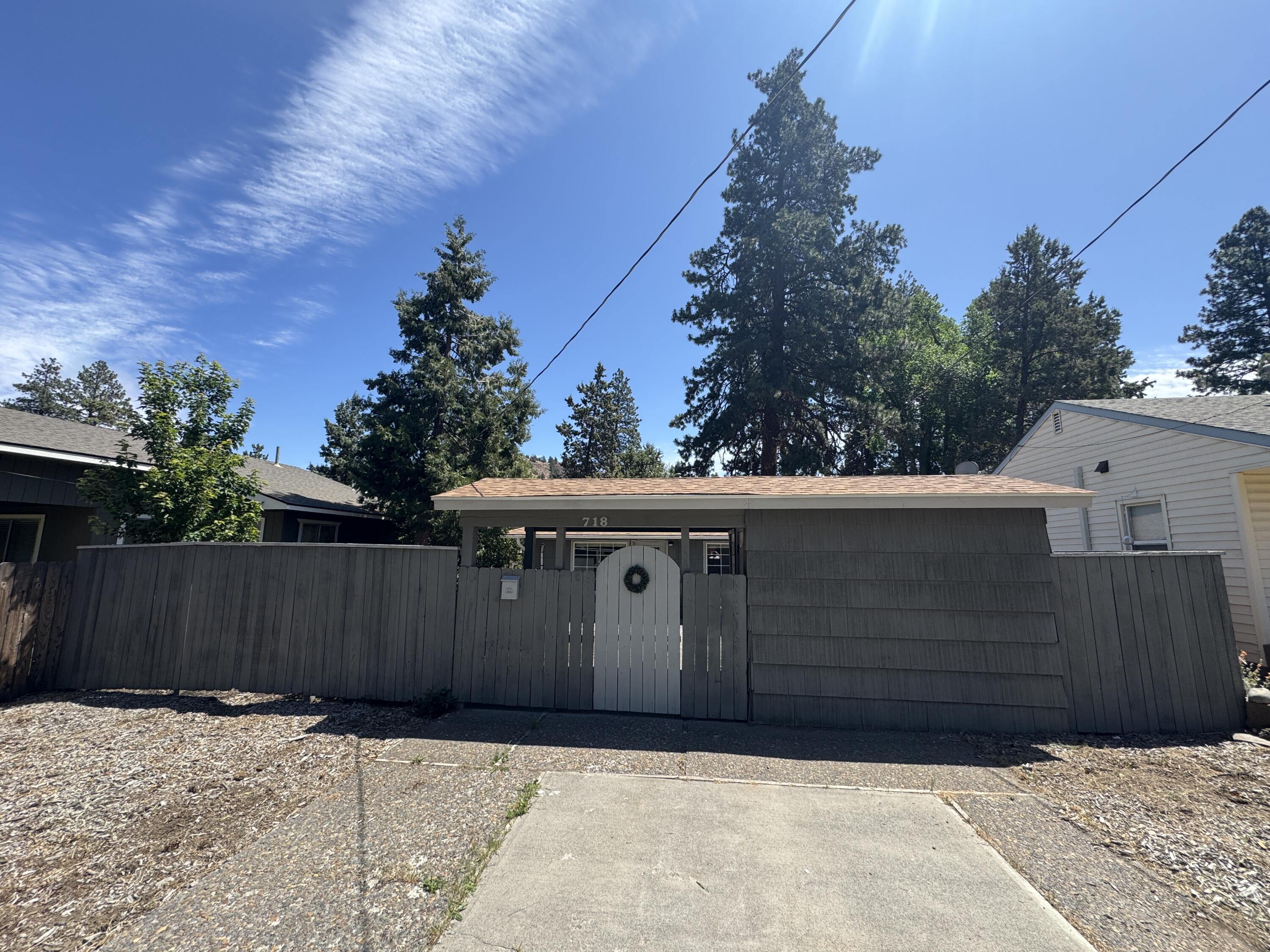 1st Addition Bend Pk - Residential