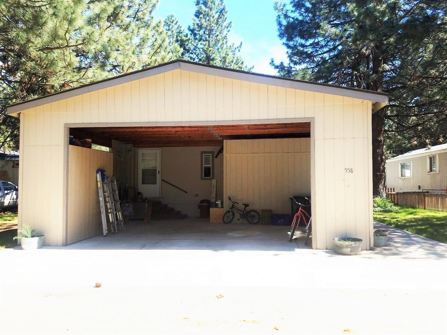 The Pines - Residential