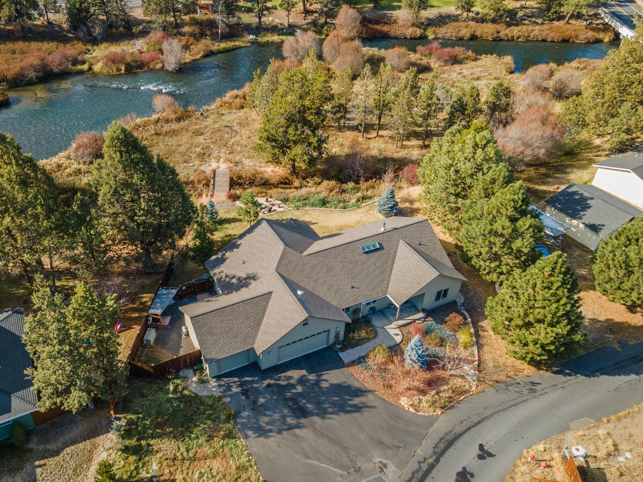 Townsite Of Laidlaw - Residential