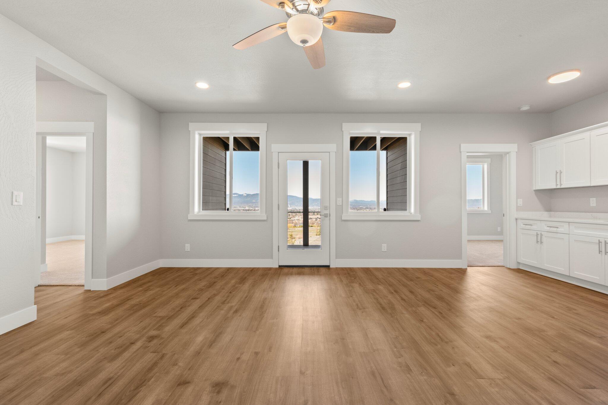 Bella Vista Heights Phases 1 & 2 - Residential