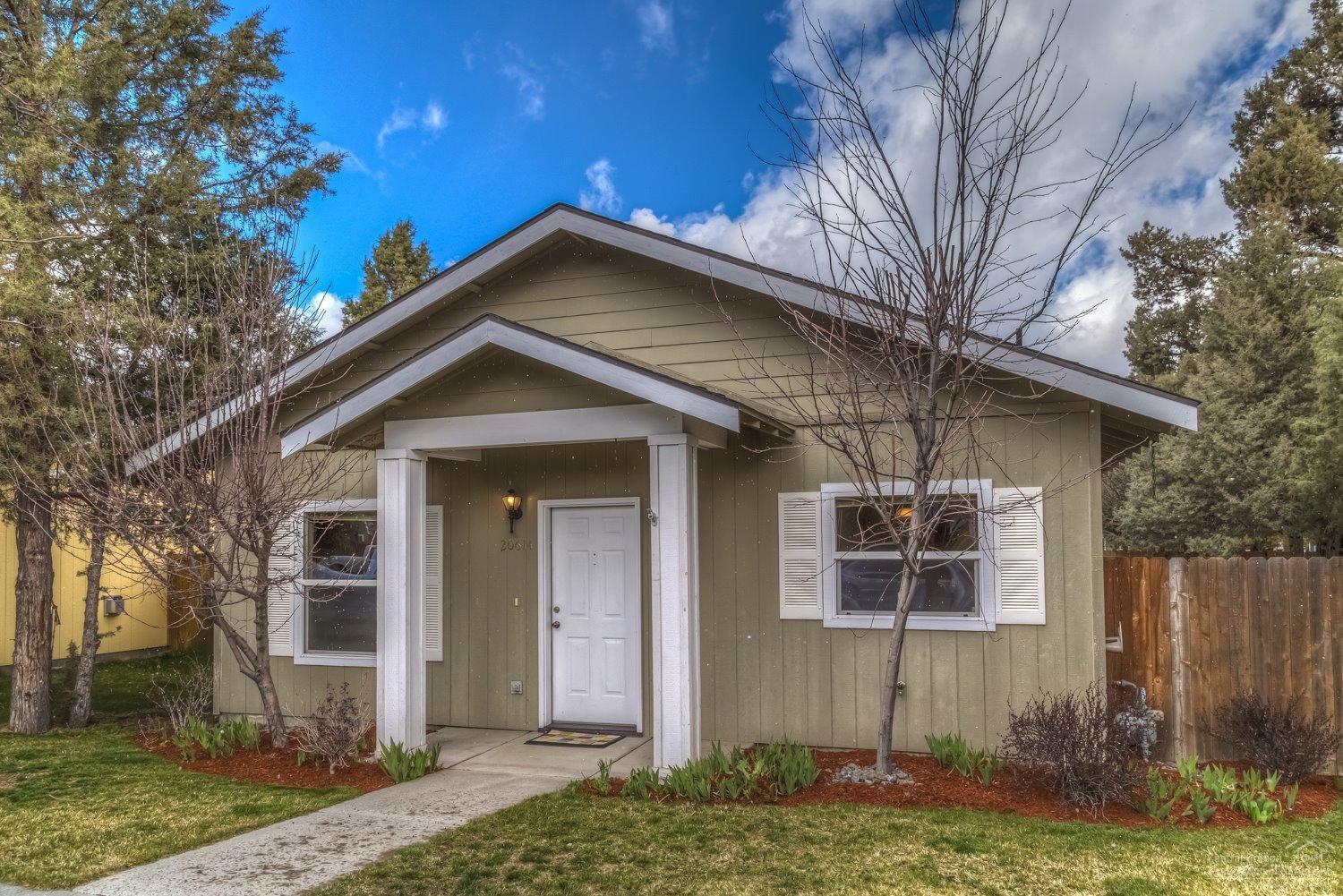 Charming, single level craftsman style home in the highly desired & centrally located Larkspur neighborhood. This move-in ready home has neutral colors & is ready for your personal touch. Open, great room style floor plan. The private yard has beautiful mature trees, is fully fenced & includes a sprinkler system. Oversized 2-car garage with built-in shelves. Walking distance to park & elementary school. Near future 37 acre park development.