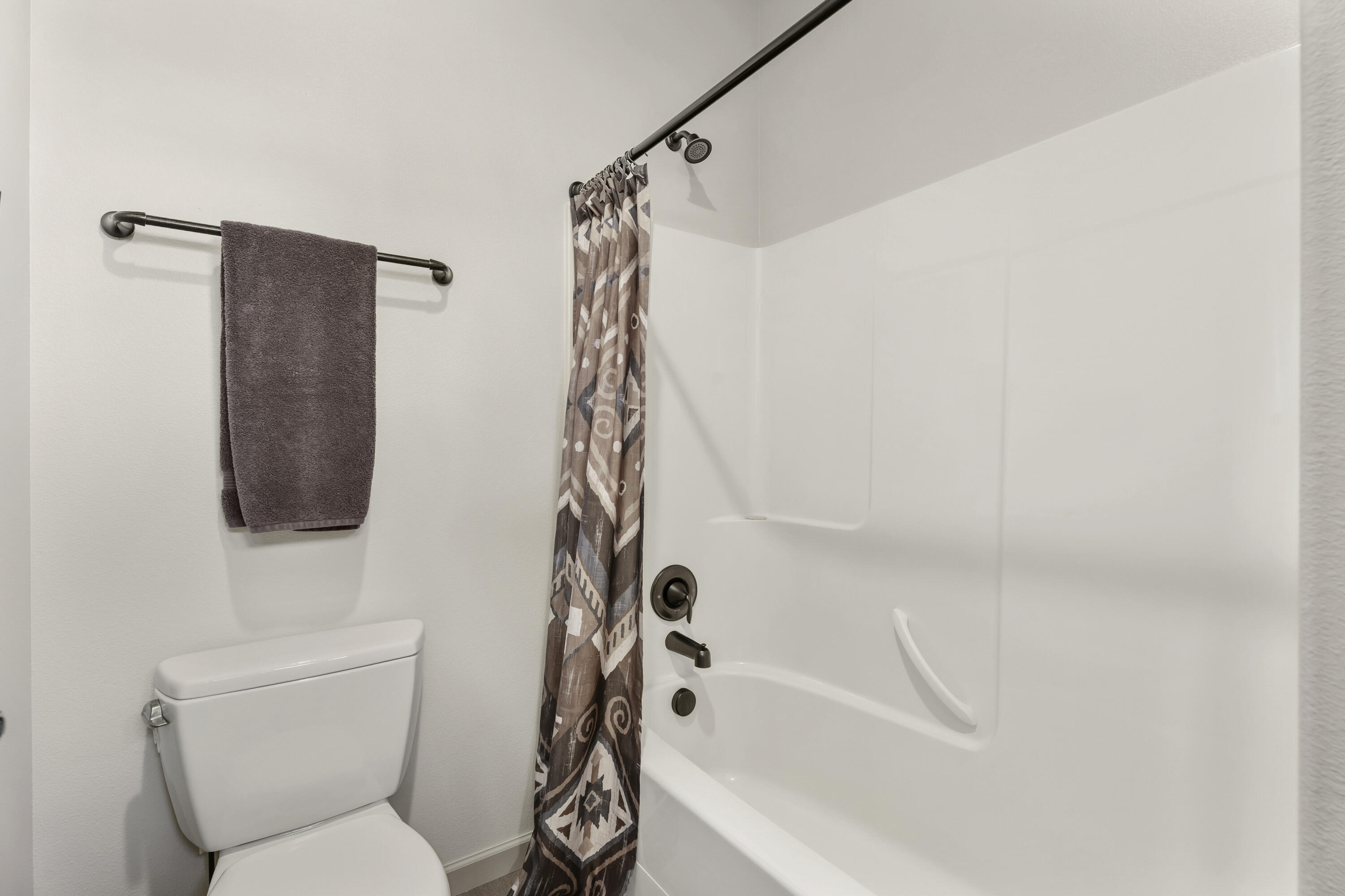 Eagle Crest - Residential