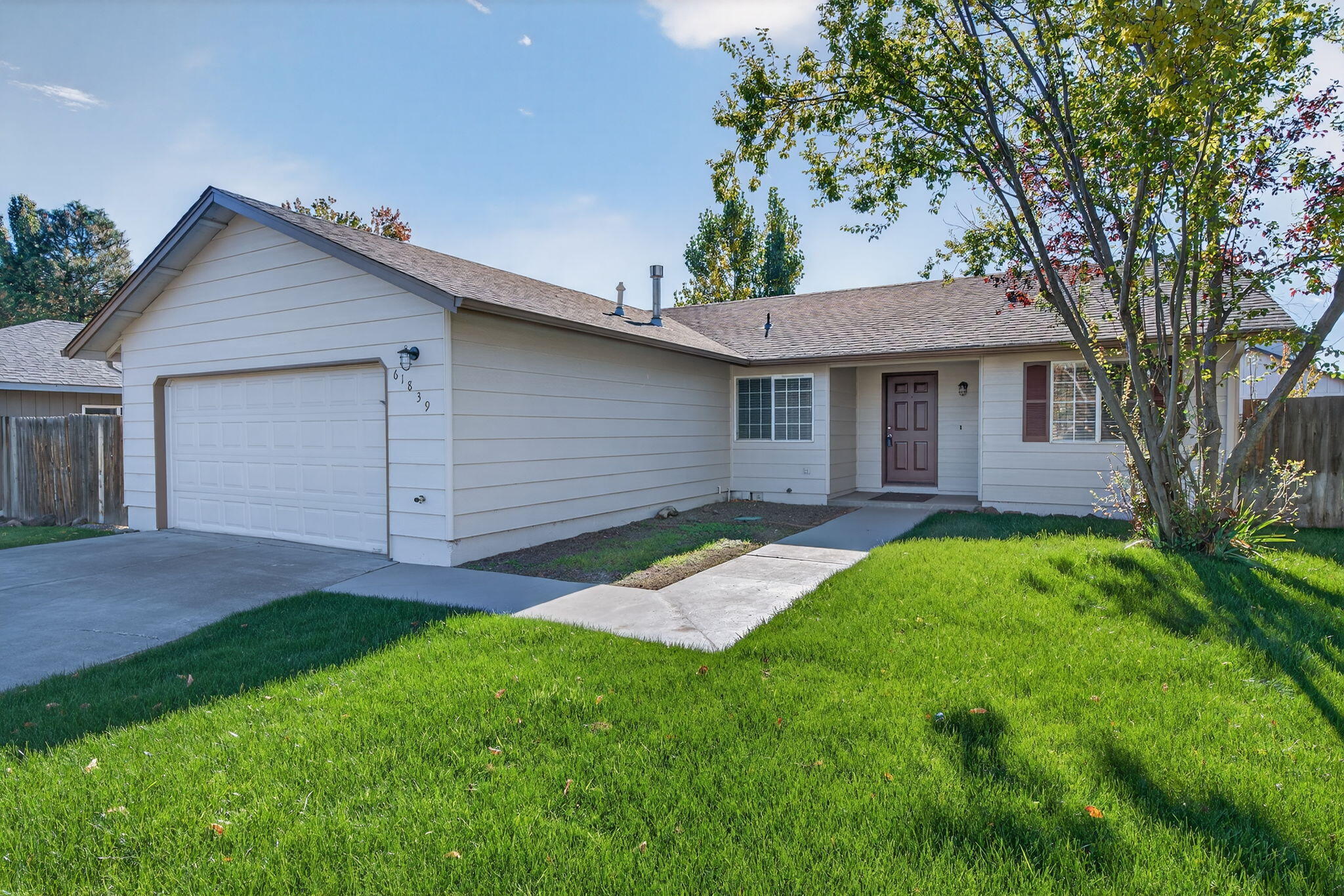 Discover a recently remodeled single level home located on Bend's Eastside in a sought after desirable neighborhood. Nearby shopping, restaurants, and hospital. All
new kitchen cabinets, appliances, countertops, vanities, sinks, faucets and toilets. Interior and Exterior has new paint, new vinyl plank flooring and carpet. Large back
yard with new grass and irrigation system. Oversized 2 car garage with extra refrigerator .All brand new, inside and outside! Ready for it's new owner to make home! Call
for an appointment to visit this ''new'' place & make it yours.