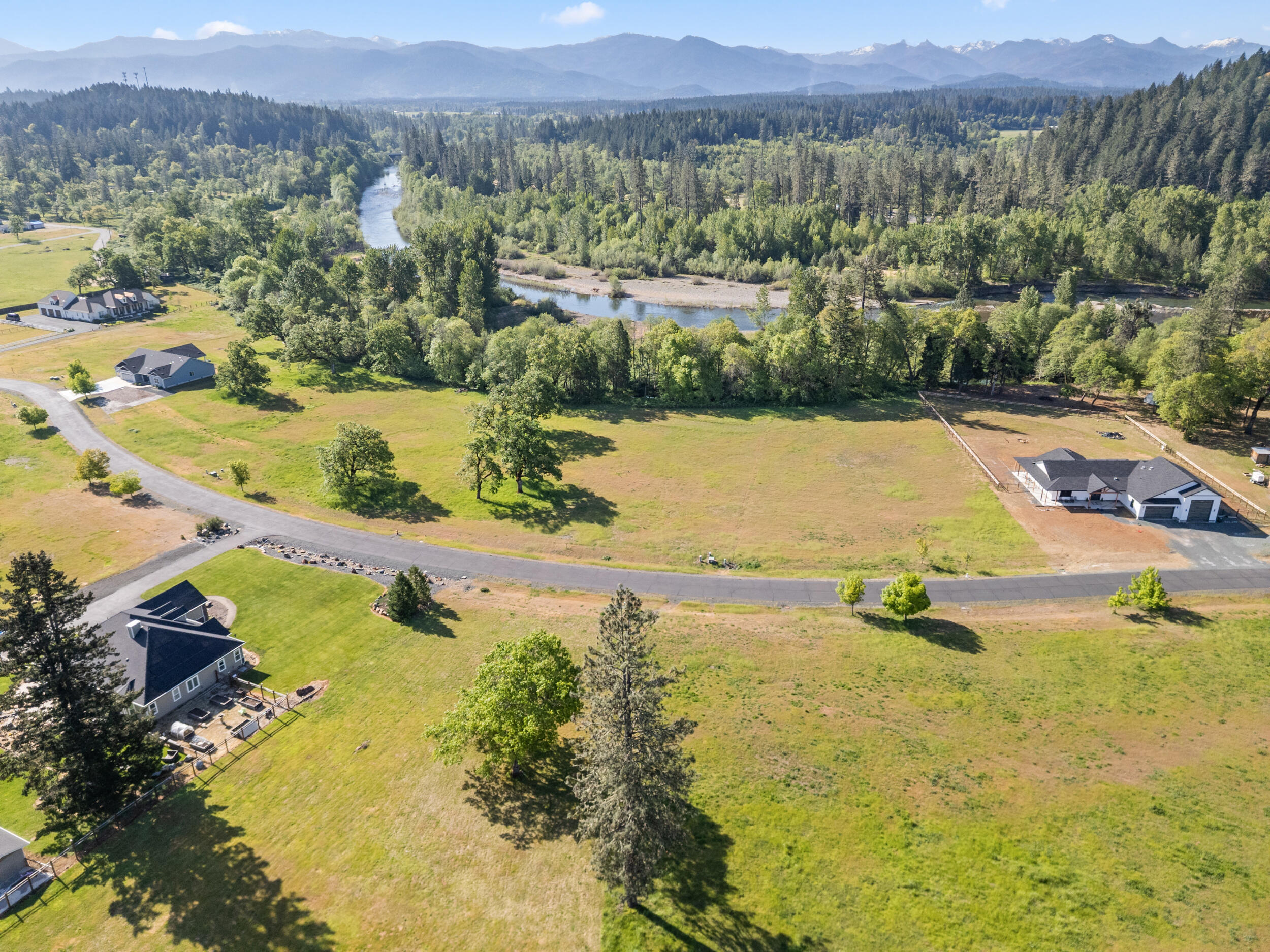 Illinois River Estates - Land
