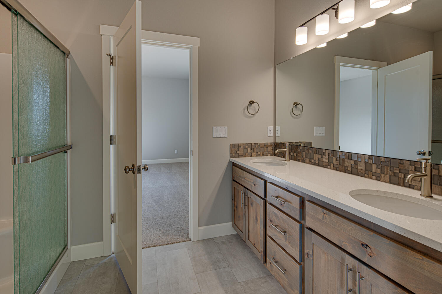 Canyon Rim Village - Residential