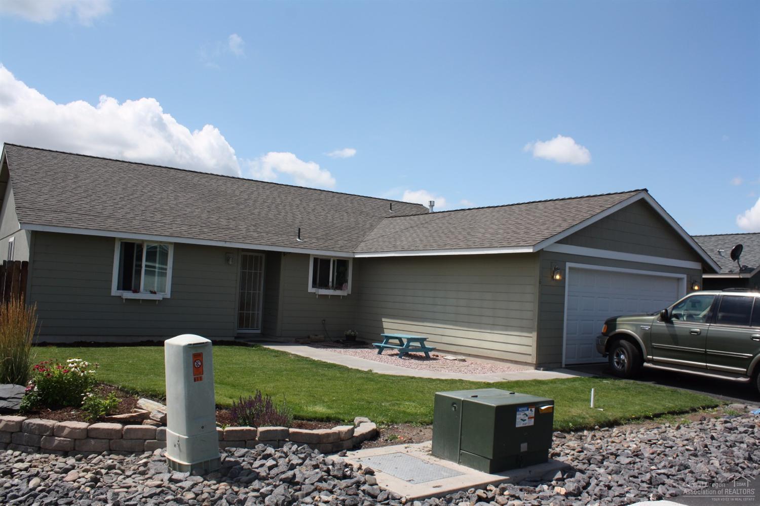 The Pines at Madras - Residential