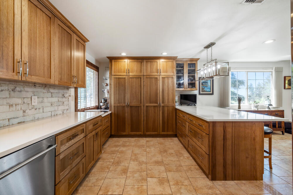 Moyina - Residential