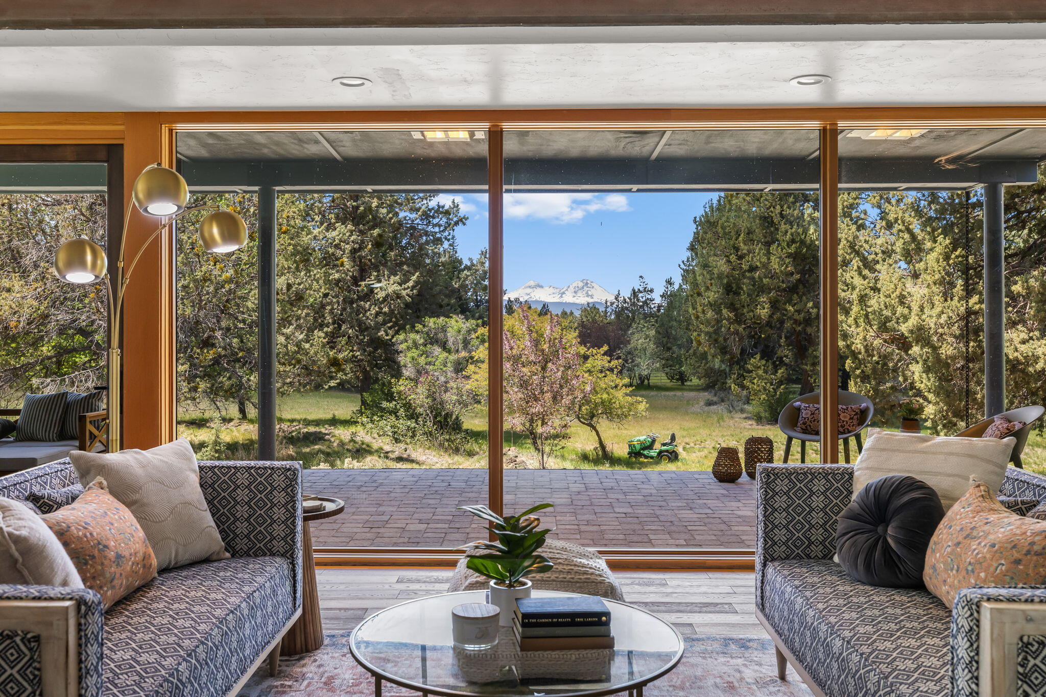 Hunnell Hills - Residential