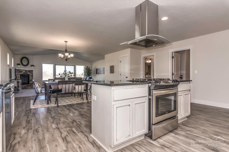 27 Elm - Residential