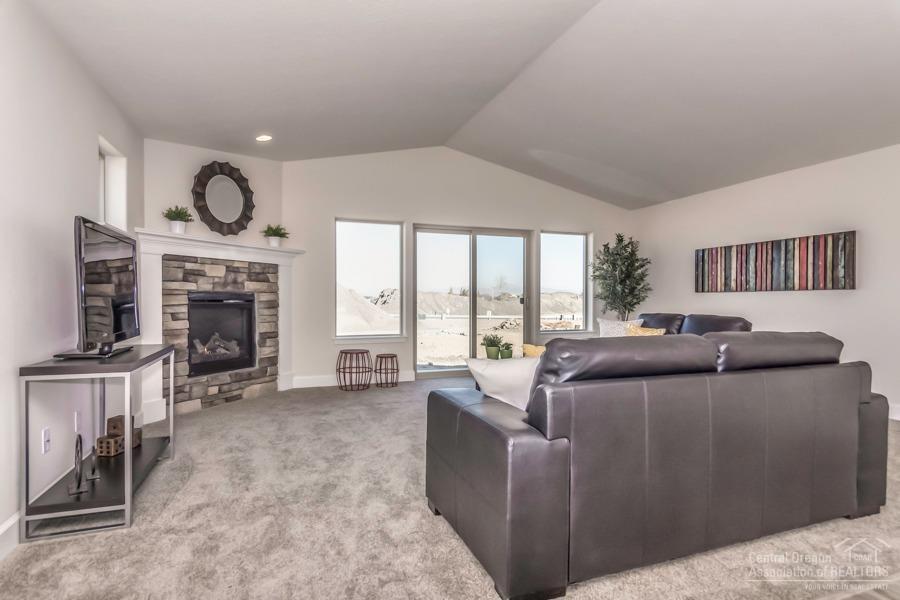 27 Elm - Residential