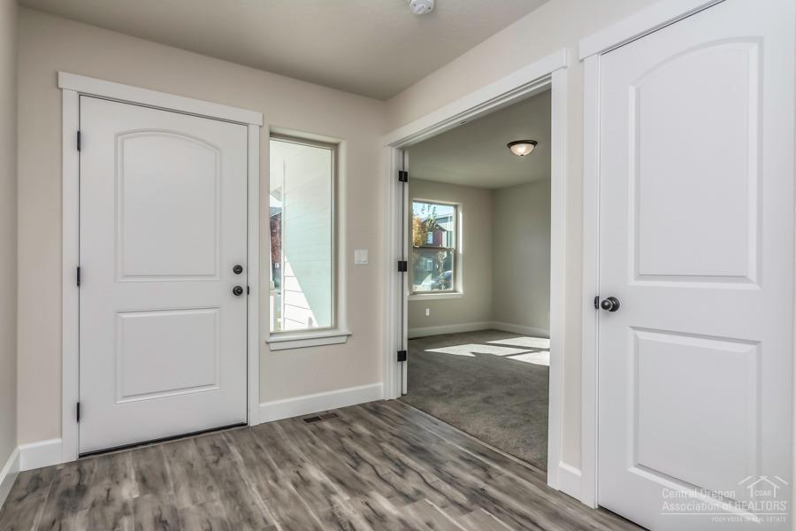27 Elm - Residential