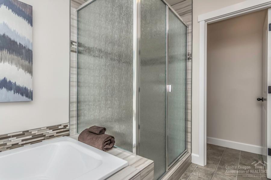 27 Elm - Residential
