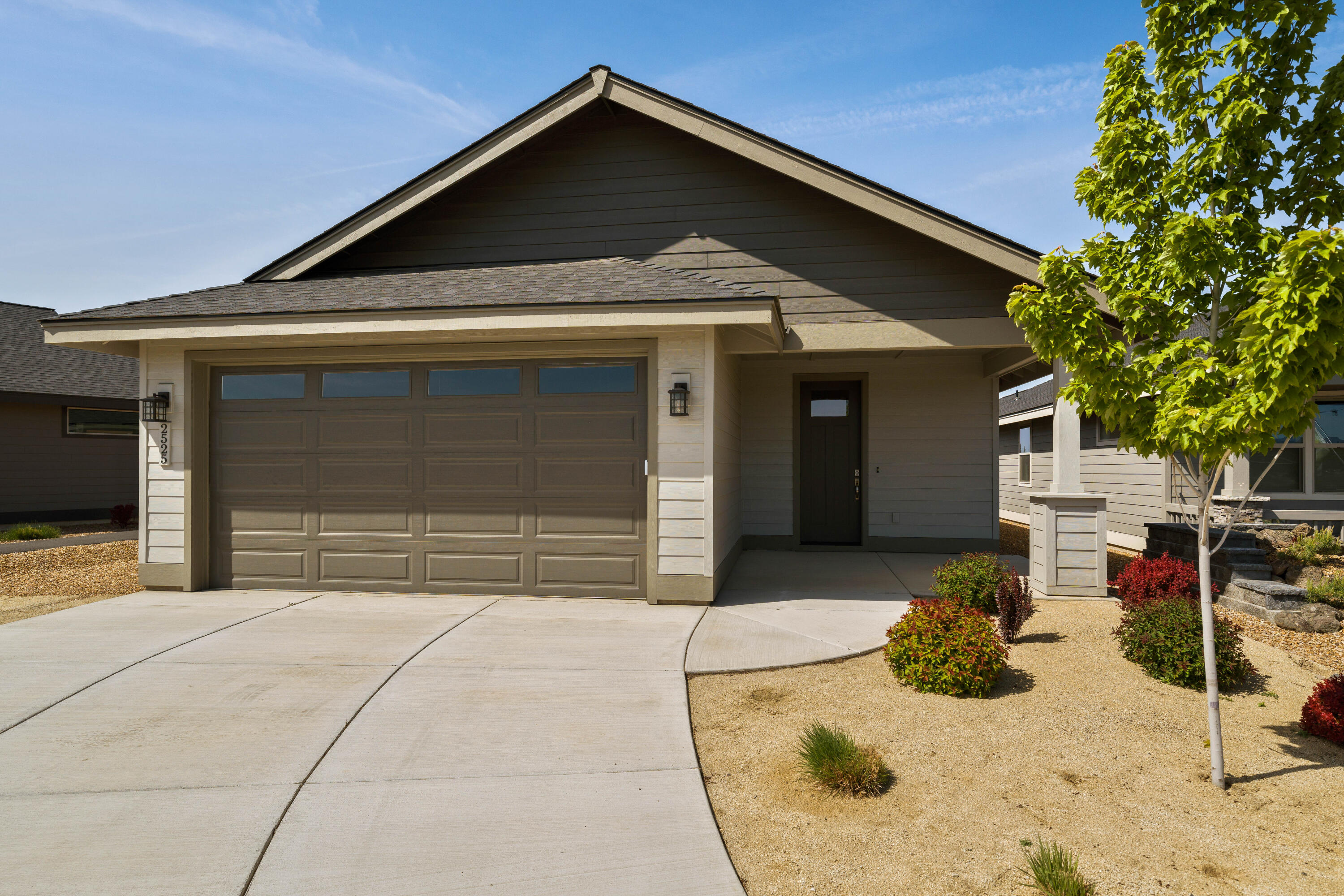 Limited-time incentive! Seller is offering up to $5,000 in credits toward buyer closing costs and prepaids with an acceptable offer received before December 31st!

Inviting and thoughtfully designed home featuring a spacious bedroom plus a versatile den or guest room. Bright open-concept living area with a gourmet kitchen offering a large peninsula, quartz countertops, and stainless appliances. Enjoy outdoor living on the covered patio. Located in a 55+ gated community with a new clubhouse under construction featuring an indoor pool, pickleball, gym, bocce, and second floor observation deck. Close to trails, golf, dining, and shopping. Move in ready!