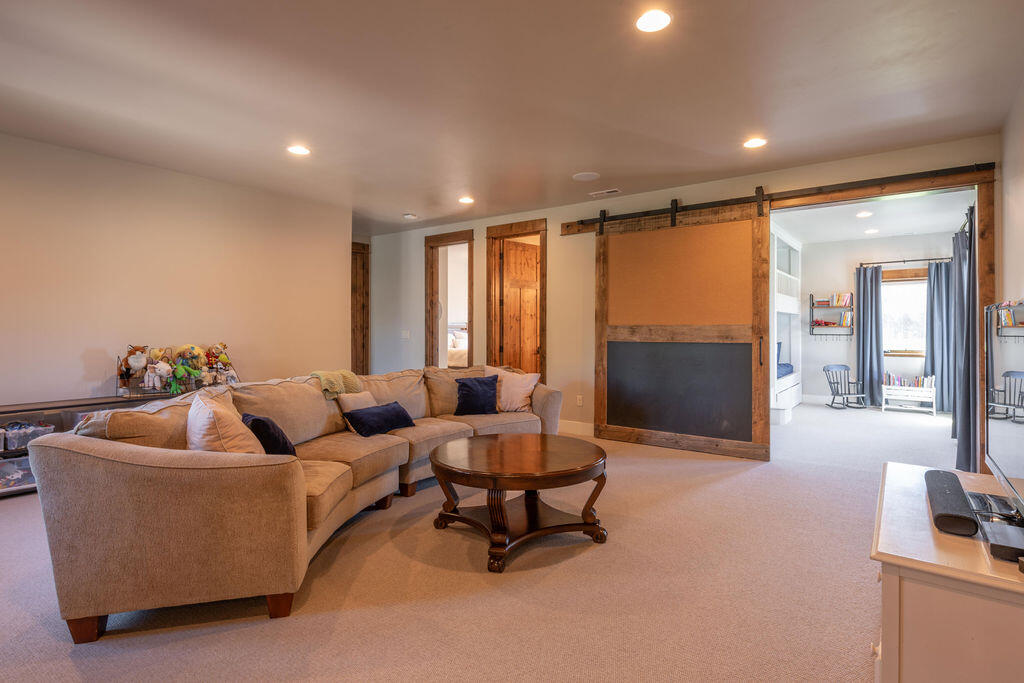 North River - Residential