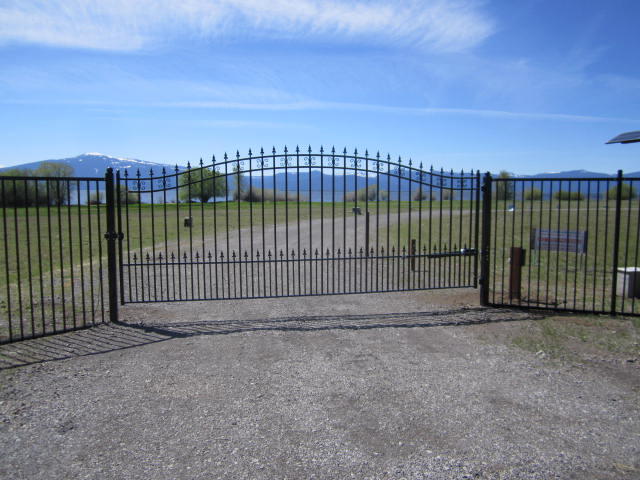 Agency Lakeshore Estates flat level 1 acre corner lot with panoramic views of Mt. McLoughlin and Cascade Mountain Range. Gated neighborhood offers only stick built homes. Henzel Park within a couple miles offers public boat dock and parking while on Agency Lake. Scenic drive to Crater Lake National Park or Collier State Park. Within minutes to Kla-Mo-Ya Casino & Restaurant. Call for CCRs & Plat Mats. Electric and phone at street. Beautiful relaxing area offers lots of fun days, fishing, Kayaking, hiking and biking. Please call for the gate code to view this growing neighborhood.