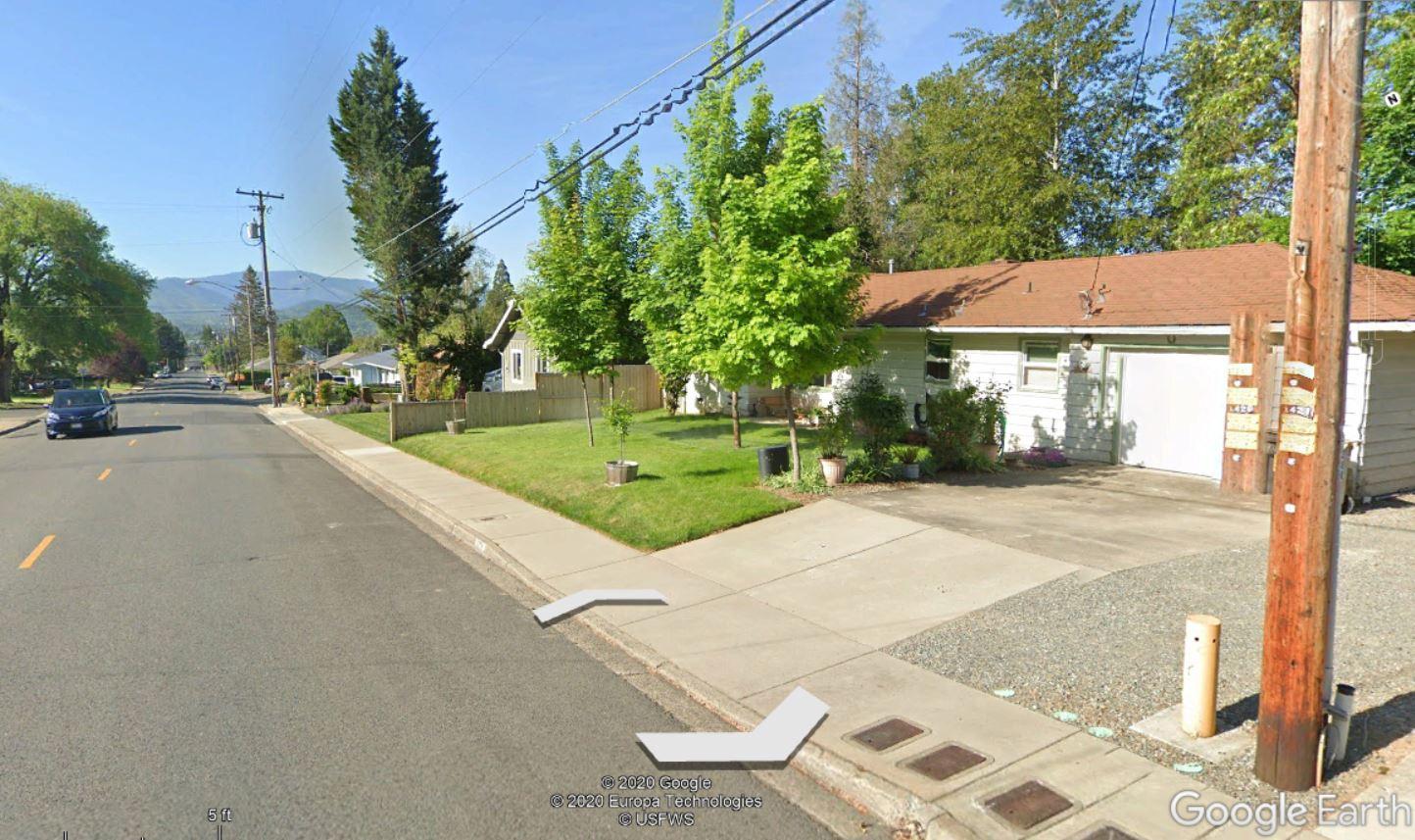 Comfortable 3 bedroom 2 bath 1332 SF home on a large 0.21 acre city lot in the NE Grants Pass area. Close to shopping, restaraunts and downtown this home is in a quiet part of town near city and county parks. Only blocks away from Grants Pass District 7 Schools. There is an attached garage, RV parking and a large fenced back yard. More photos coming soon. Currently rented you must make an advanced appointment to see this home.