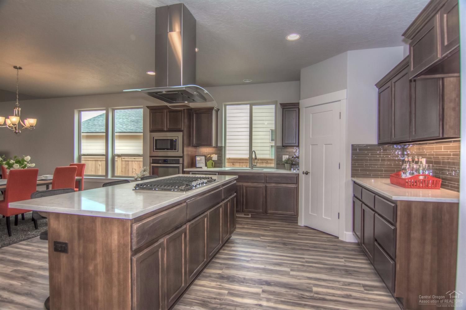 Viewpoint Ridge - Residential