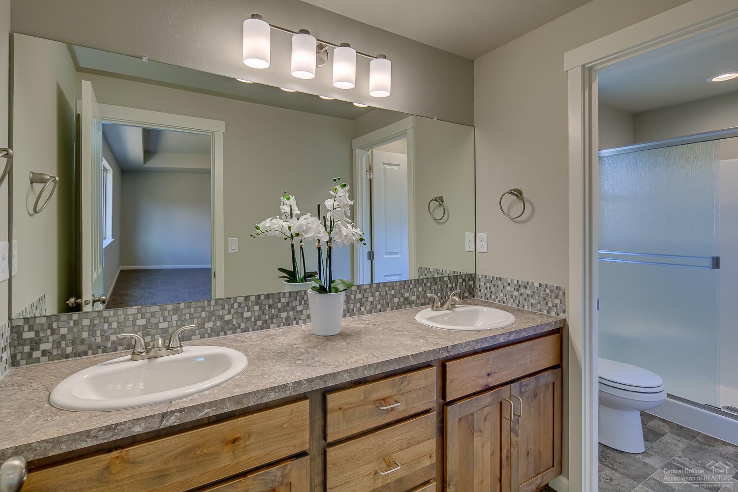 Fieldstone Crossing - Residential