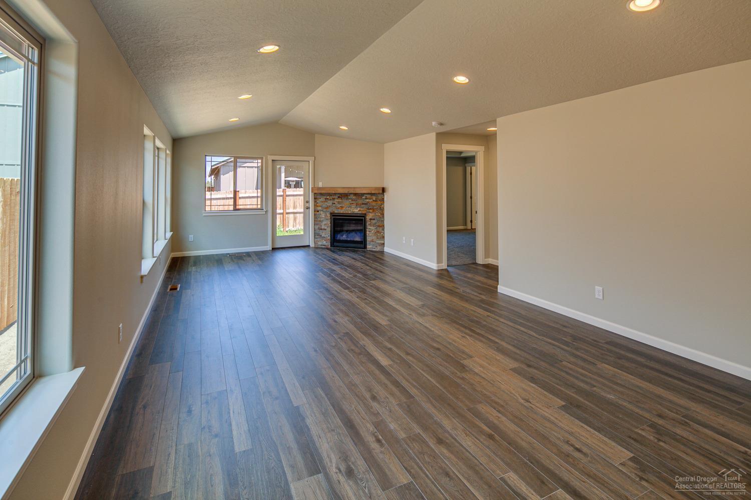 Fieldstone Crossing - Residential