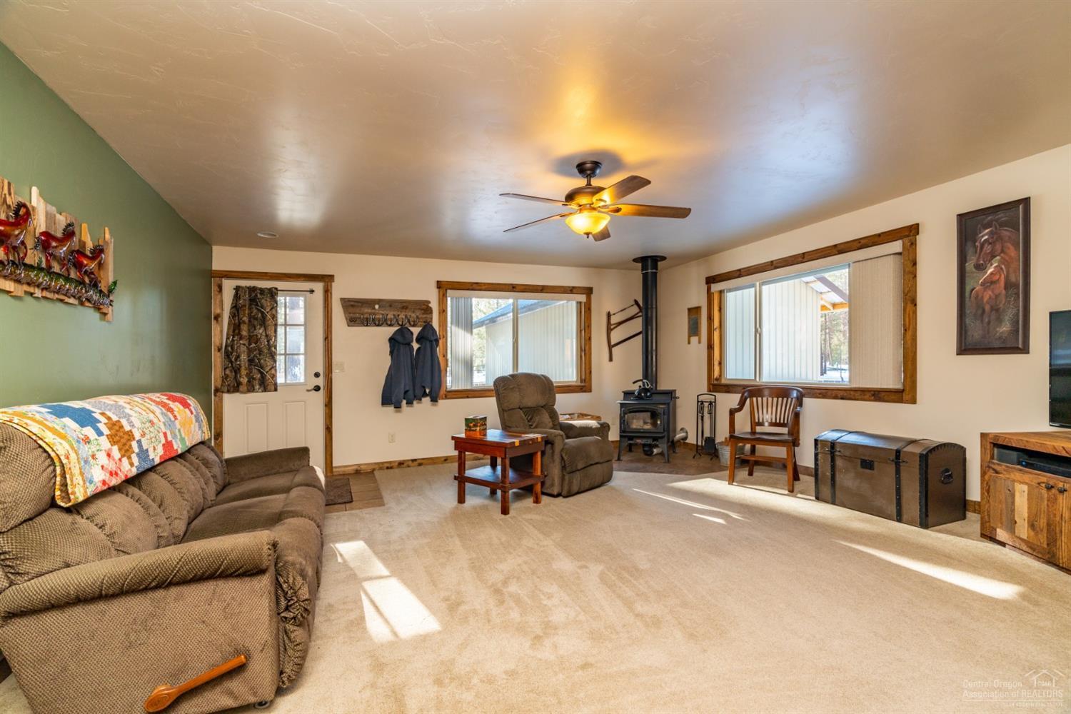 Wagon Trail Acreages - Residential
