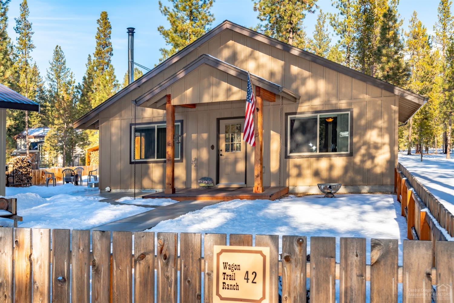 Wagon Trail Acreages - Residential
