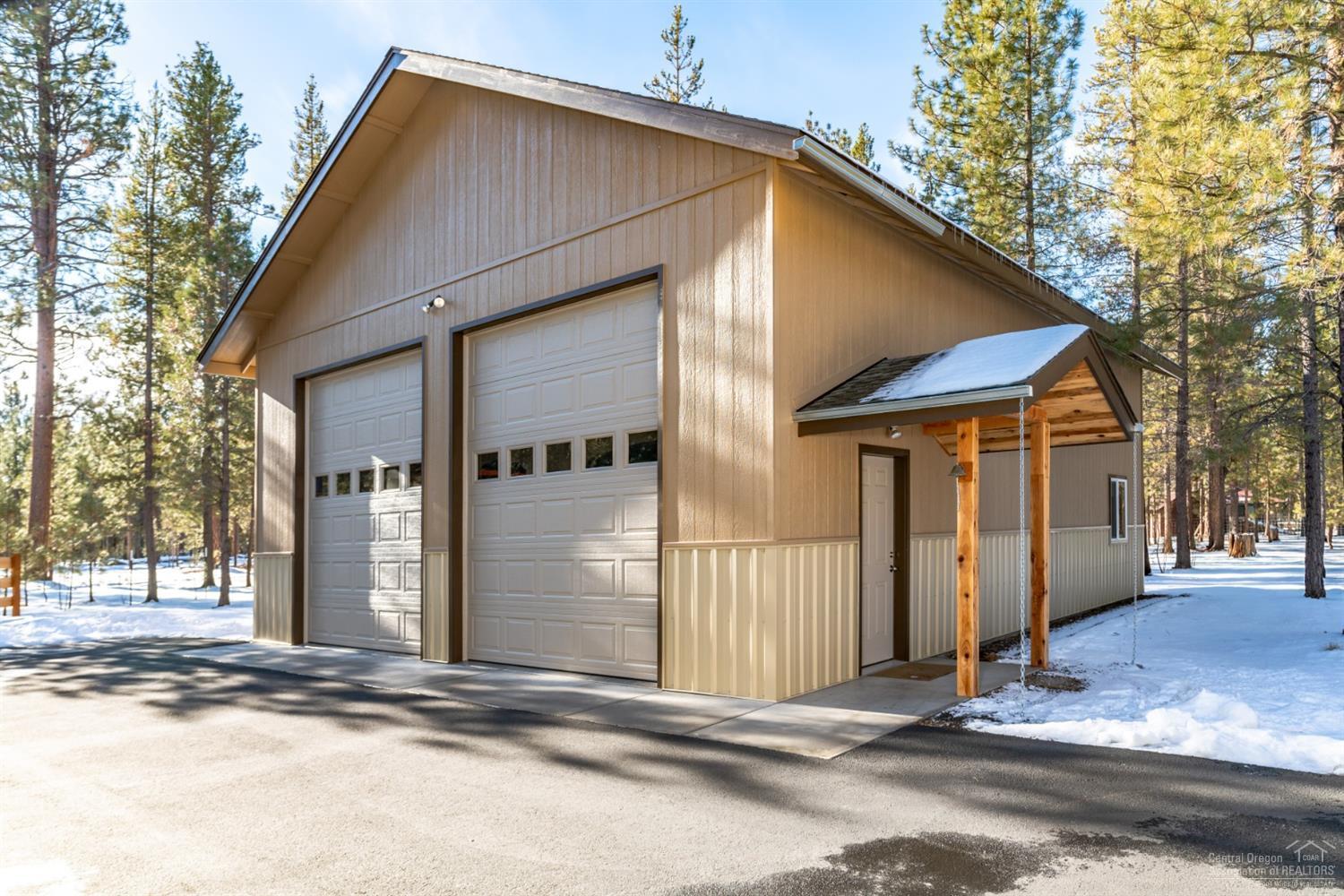 Wagon Trail Acreages - Residential