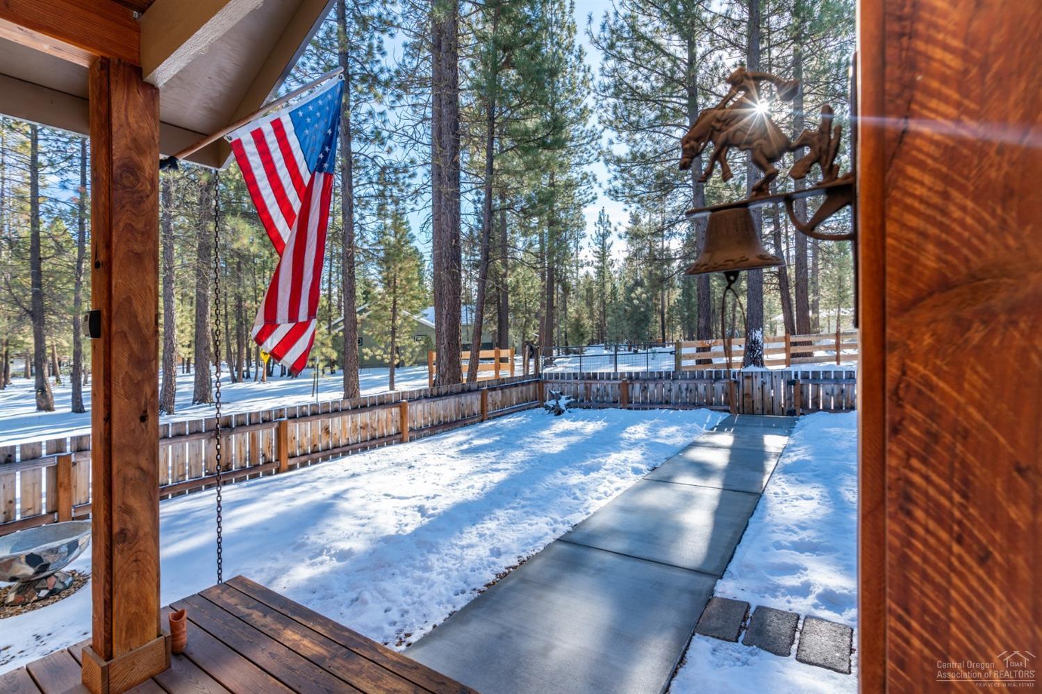 Wagon Trail Acreages - Residential