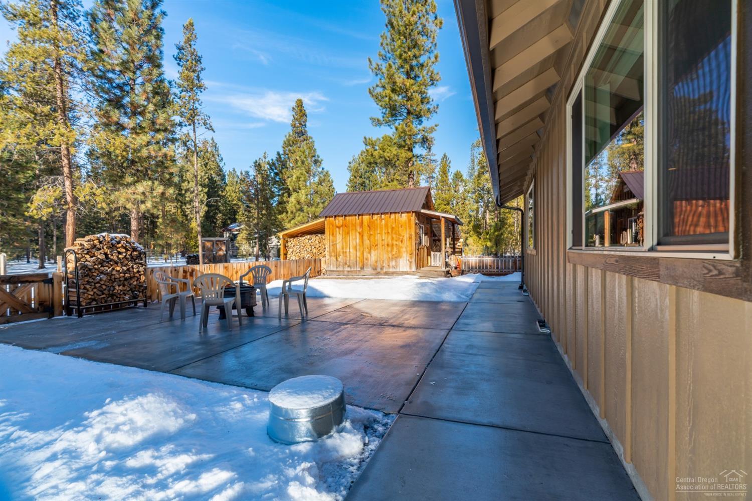 Wagon Trail Acreages - Residential