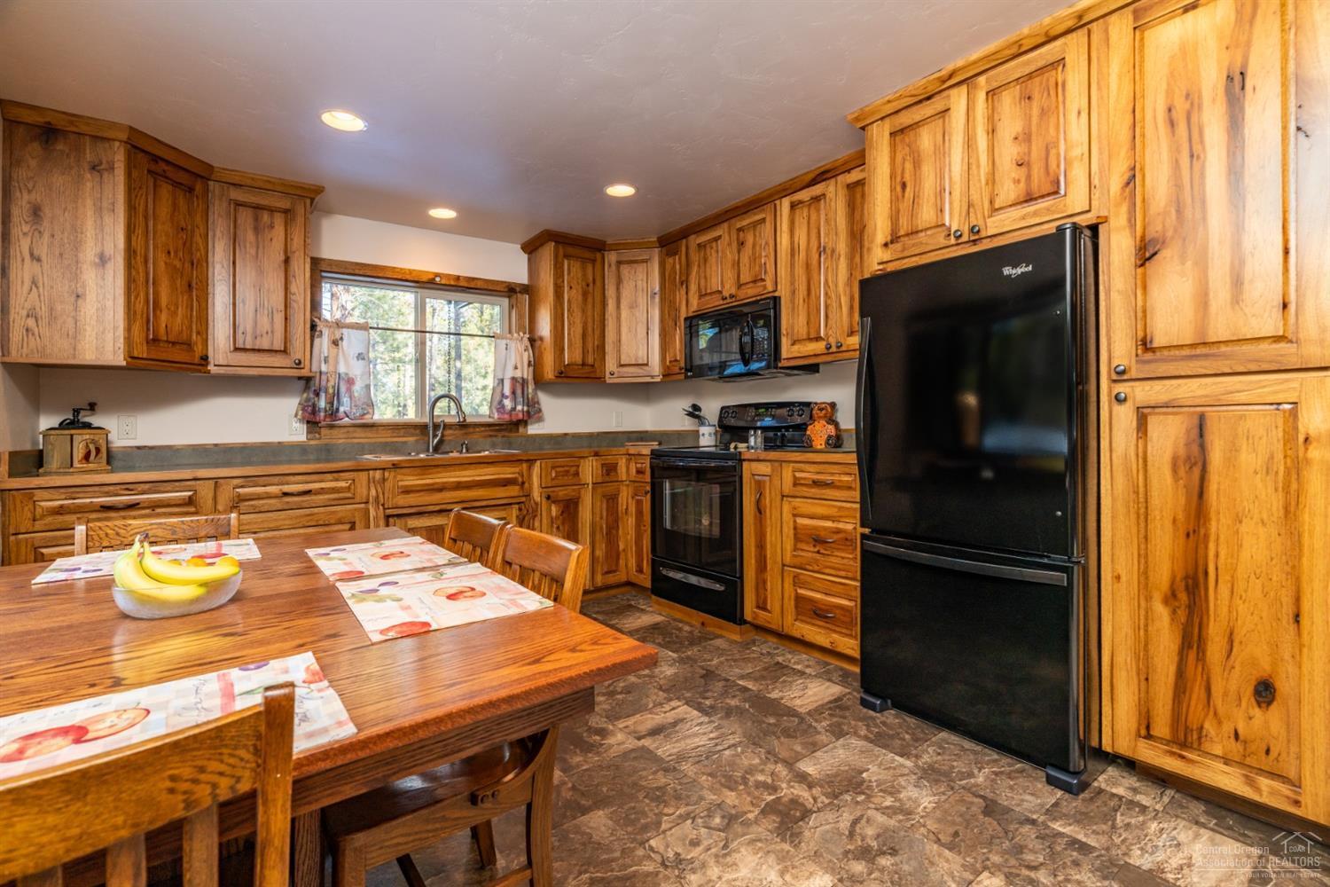 Wagon Trail Acreages - Residential