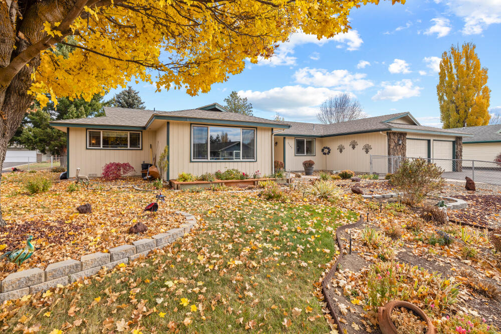 This Gatewood beauty is on a corner lot and has an oversized garage with work area. Great parking and even RV parking on the side of the home. Plenty of storage with an 8'' X 10' garden shed. Back yard has a newer Hot Tub which is covered and very private. The entire front and back is landscaped with a covered back patio. The front double door entry is also covered and complete fencing front and back. Many upgrades have been done, and this home will include a one year First American Home Warranty for the new owner. Custom Borror cabinets with high quality counter tops in the kitchen. Open floor plan with 3 large bedrooms and 2.5 bathrooms in over 2,200 square feet of space on one level. Property is over ¼ acre and located close to schools. Call for an appointment today!