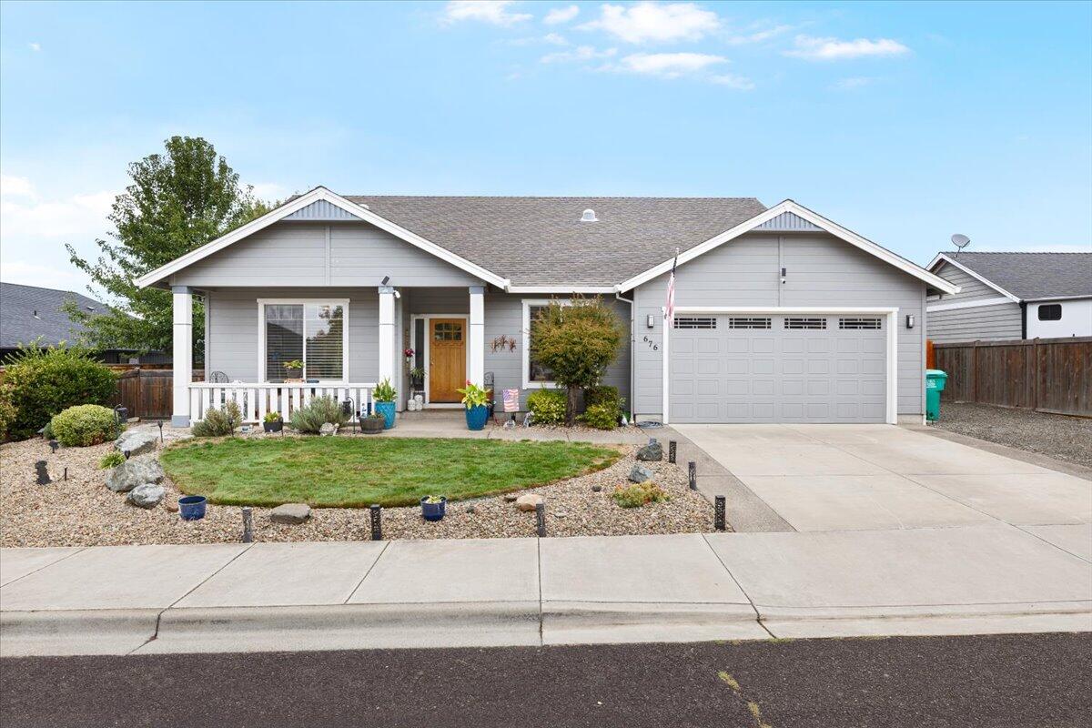 Welcome to this lovely 3-bedroom, 2-bathroom single-family home offering 1,674 sf of comfortable living space on a well-sized 0.18-acre lot. Nestled in the sought-after Shelter View Meadows neighborhood, this home features a desirable split floor plan, soaring vaulted ceilings, and quality finishes throughout. The spacious, open-concept design creates an inviting atmosphere, perfect for entertaining or relaxing. Step outside to a beautifully landscaped backyard with a covered patio—ideal for year-round enjoyment. A built-in gas line makes outdoor BBQs a breeze. Additional highlights include RV parking and an attached 2-car garage on a quiet cul-de-sac street. Don't miss this incredible opportunity to own a well-maintained home in a great neighborhood—all at a fantastic price!