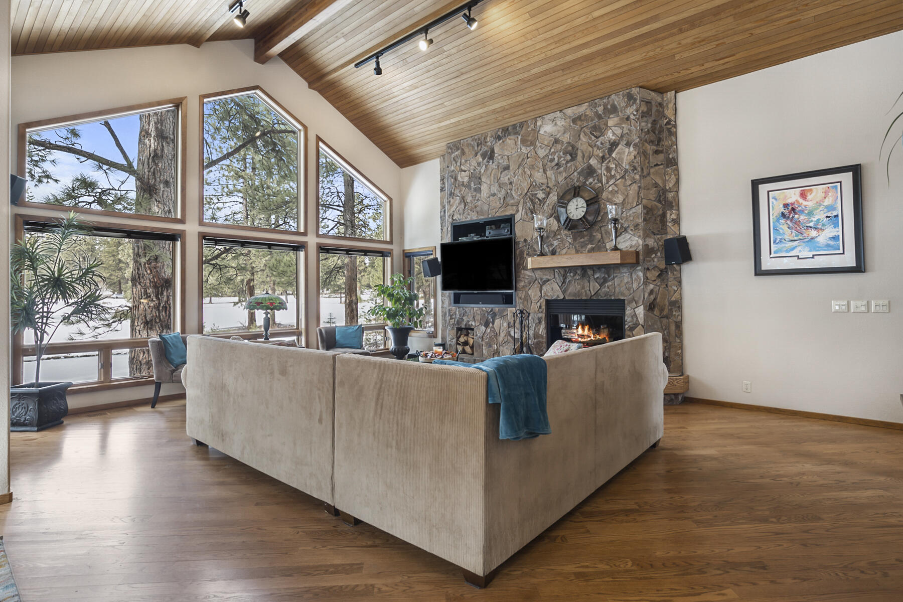 7th Mtn Golf Village - Residential