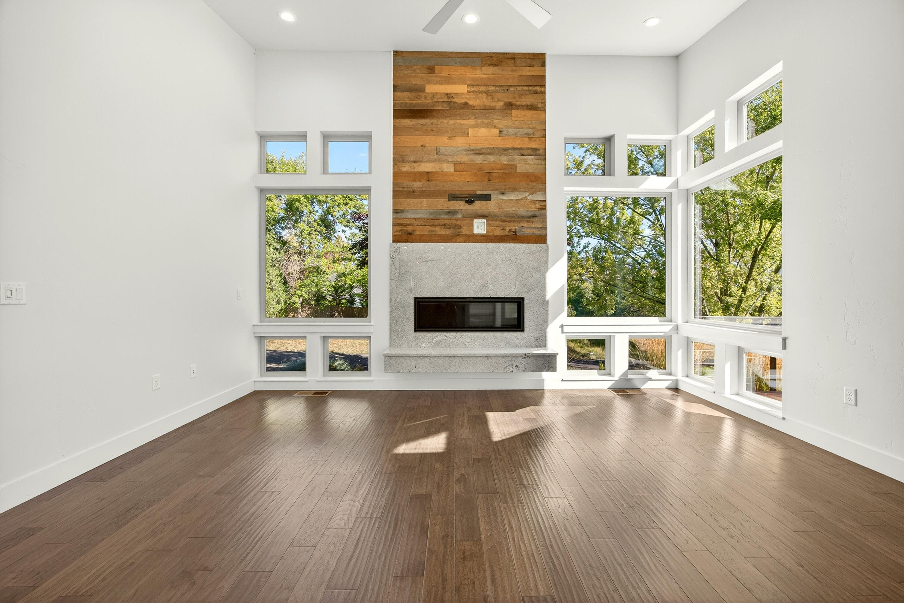Creekside Meadows - Residential