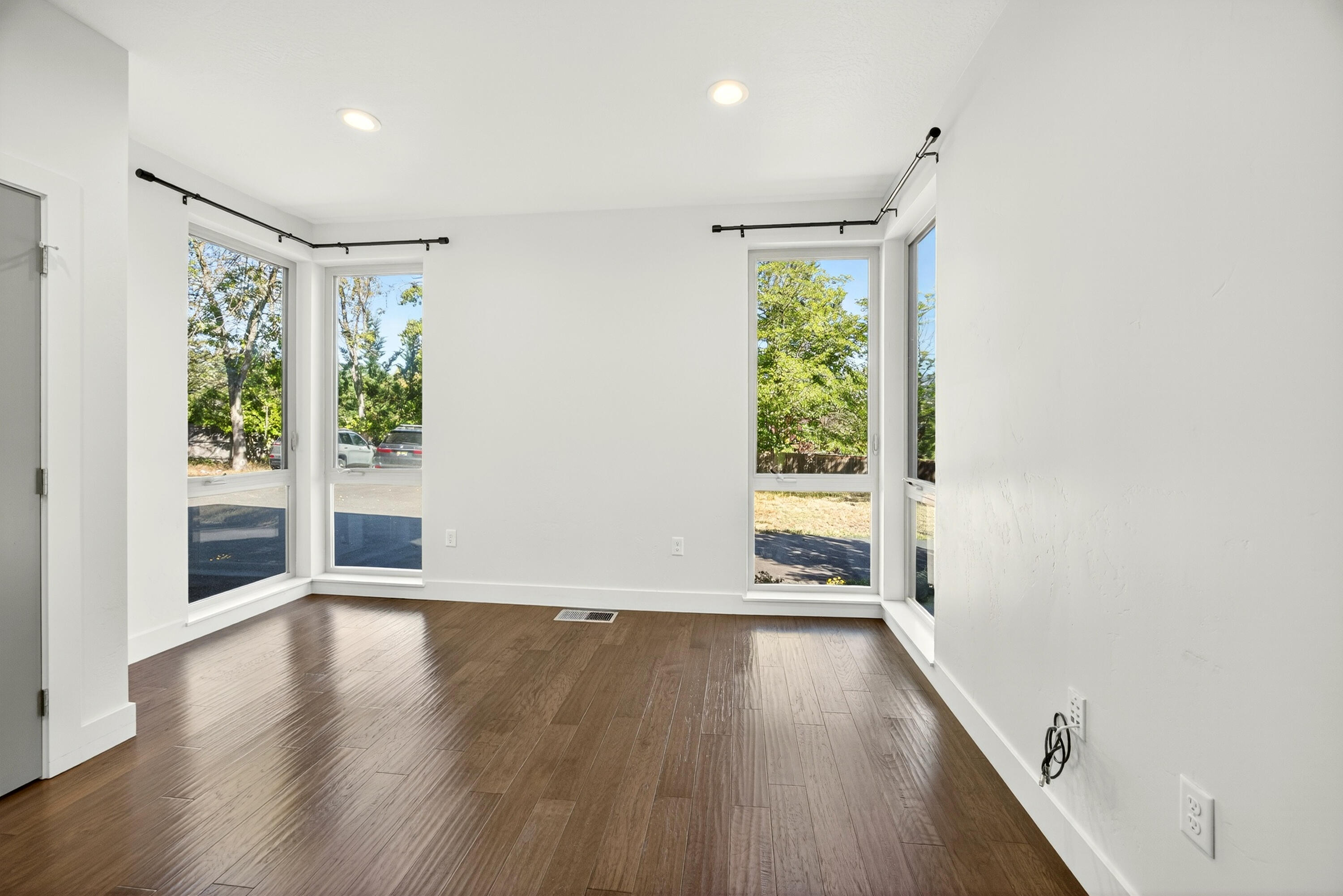 Creekside Meadows - Residential