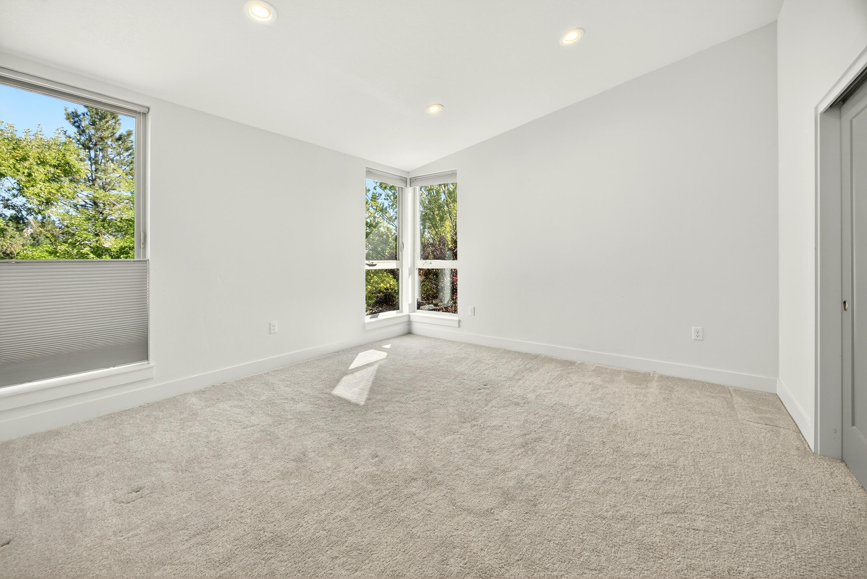 Creekside Meadows - Residential