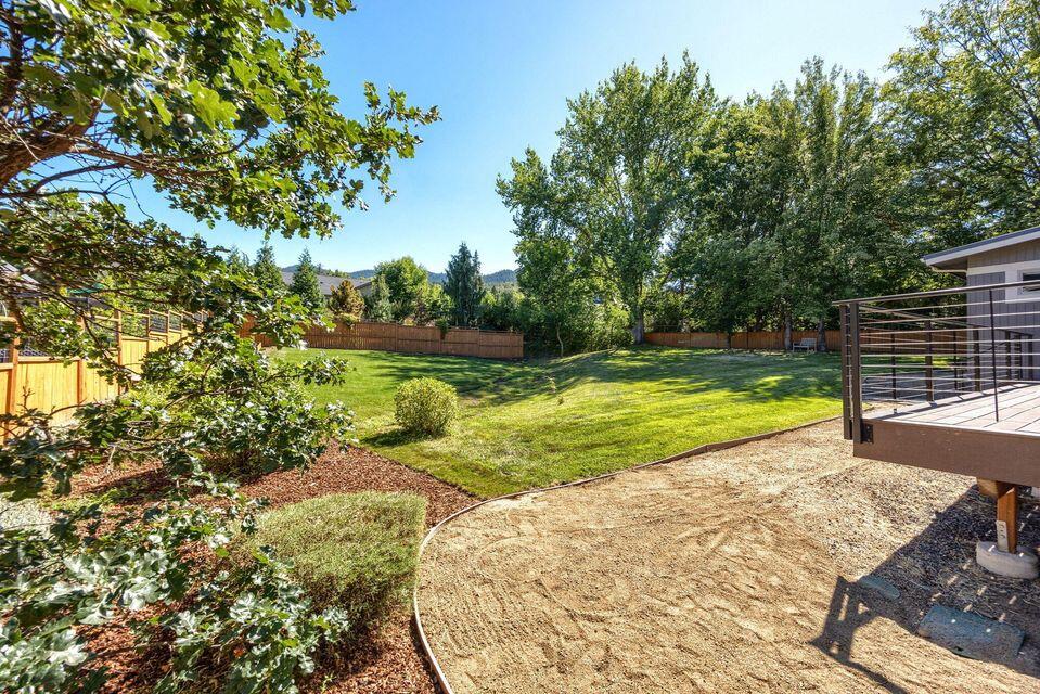 Creekside Meadows - Residential