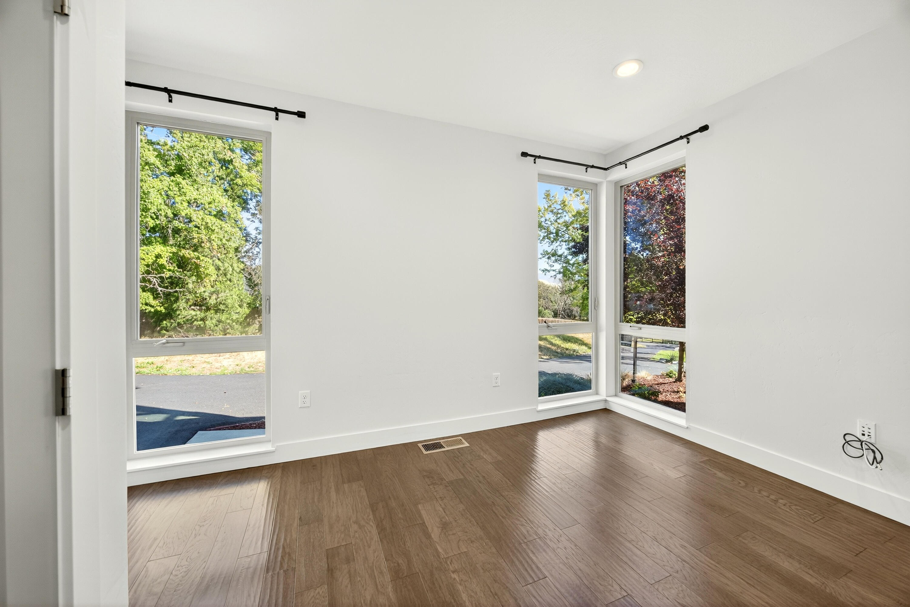 Creekside Meadows - Residential