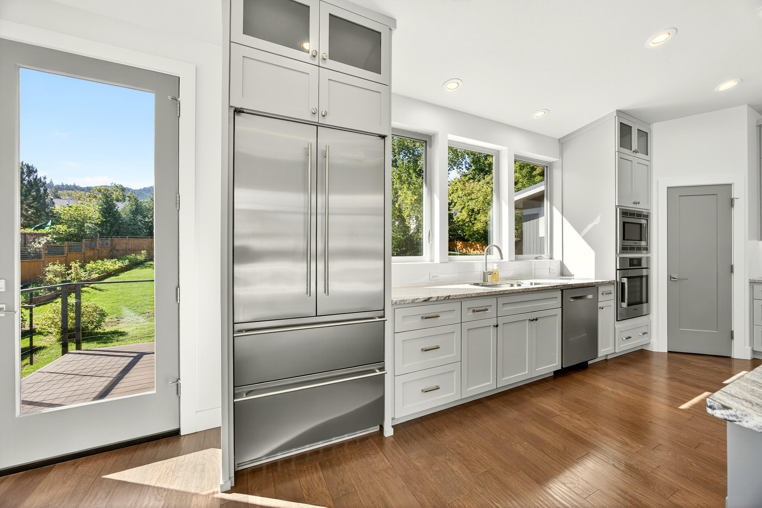 Creekside Meadows - Residential