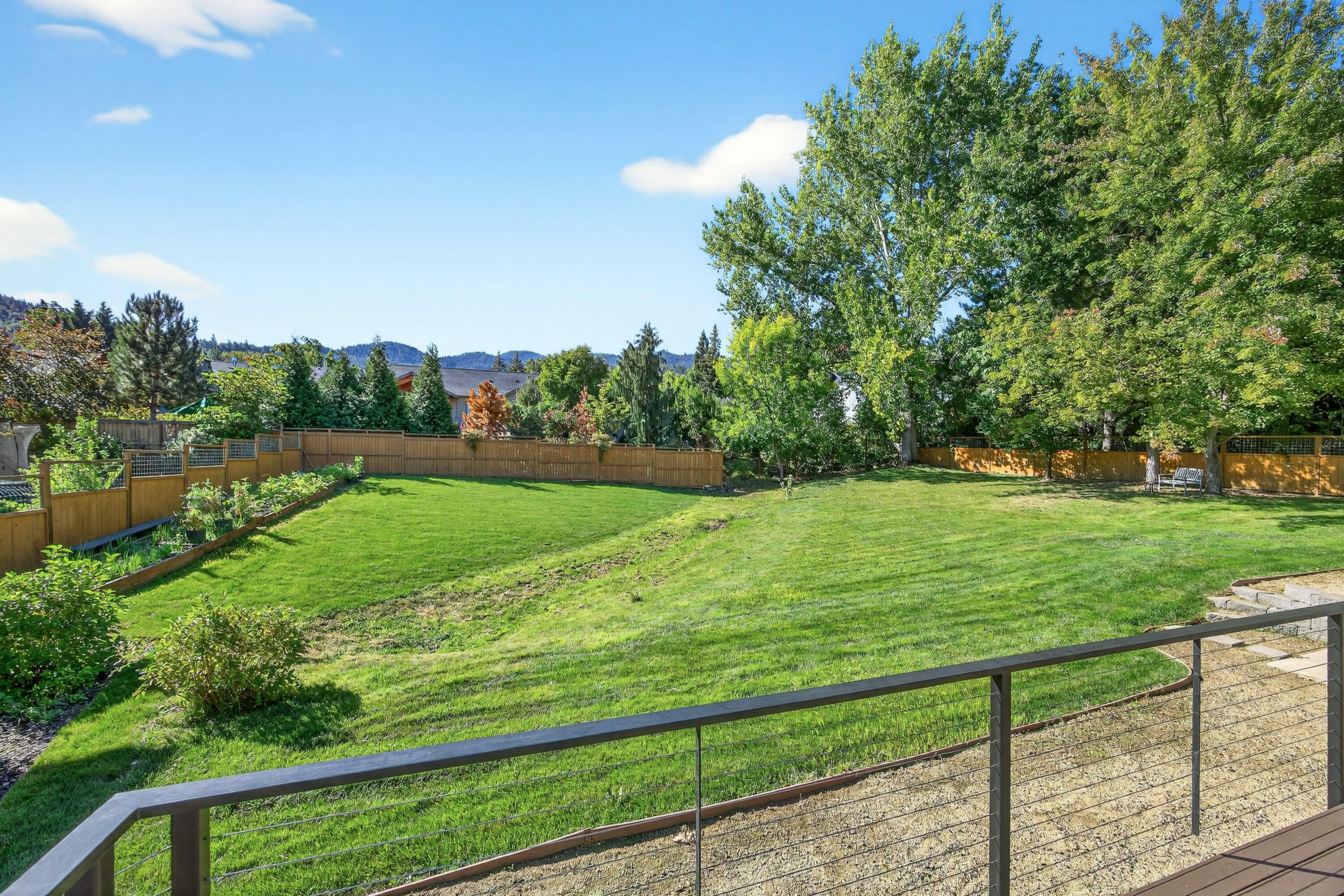 Creekside Meadows - Residential
