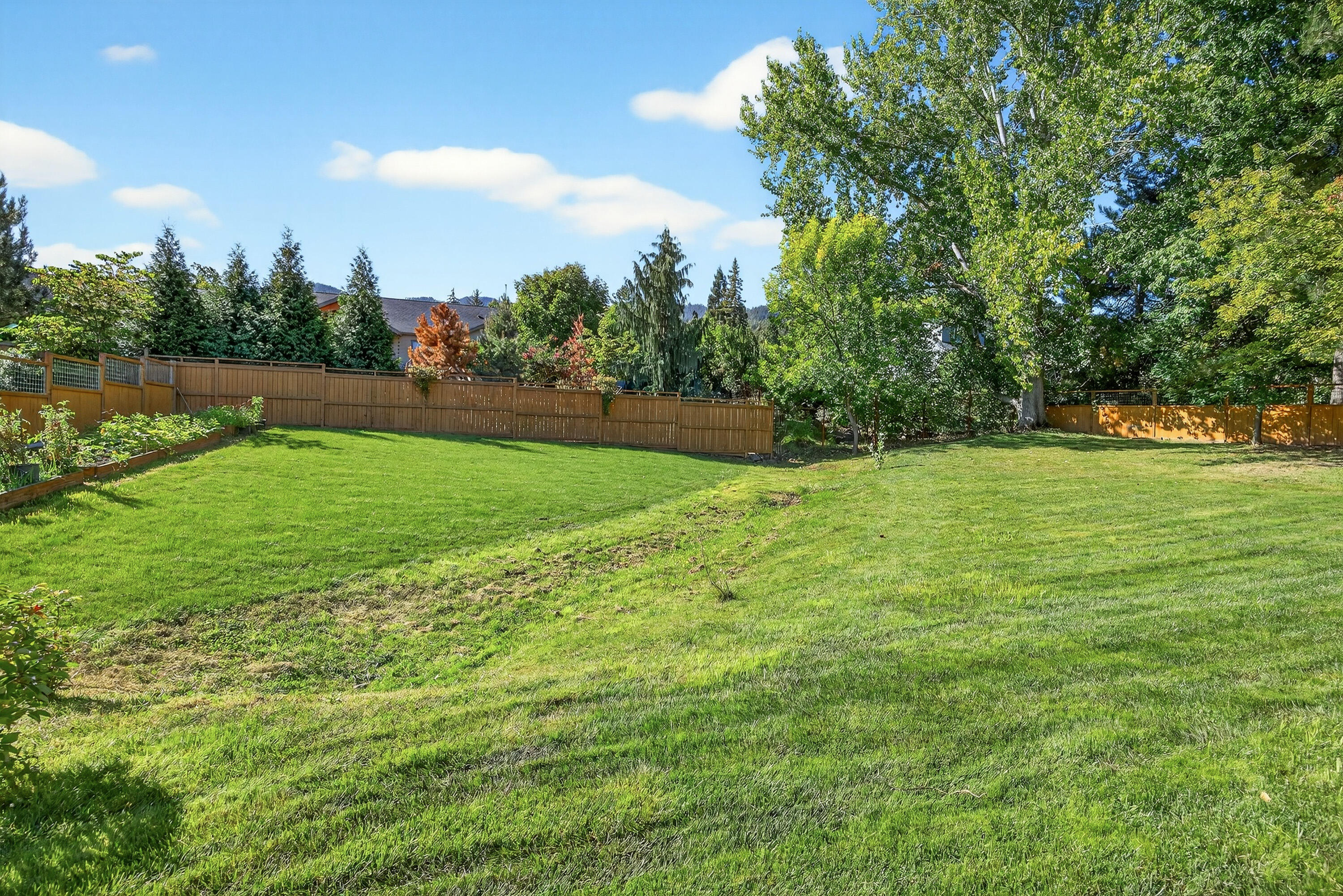 Creekside Meadows - Residential