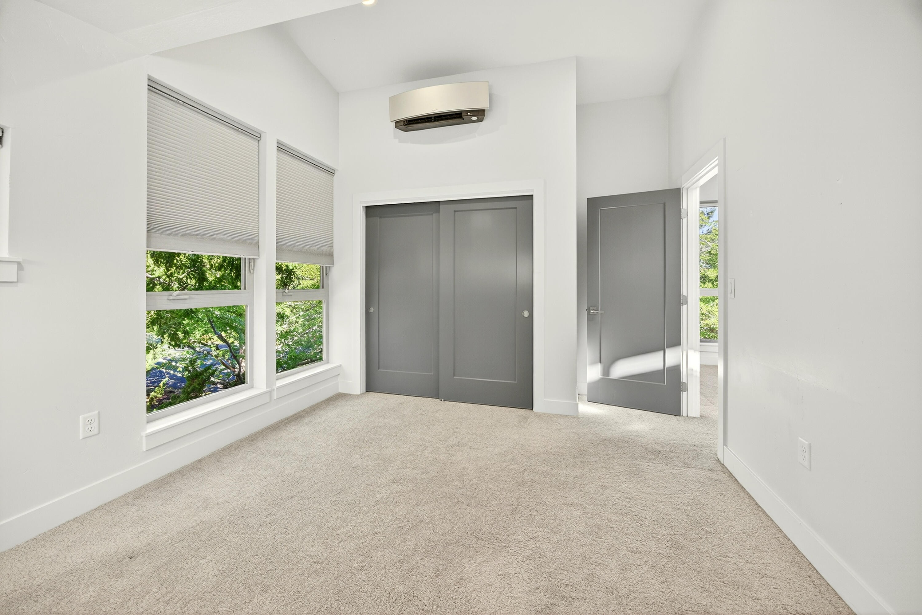 Creekside Meadows - Residential