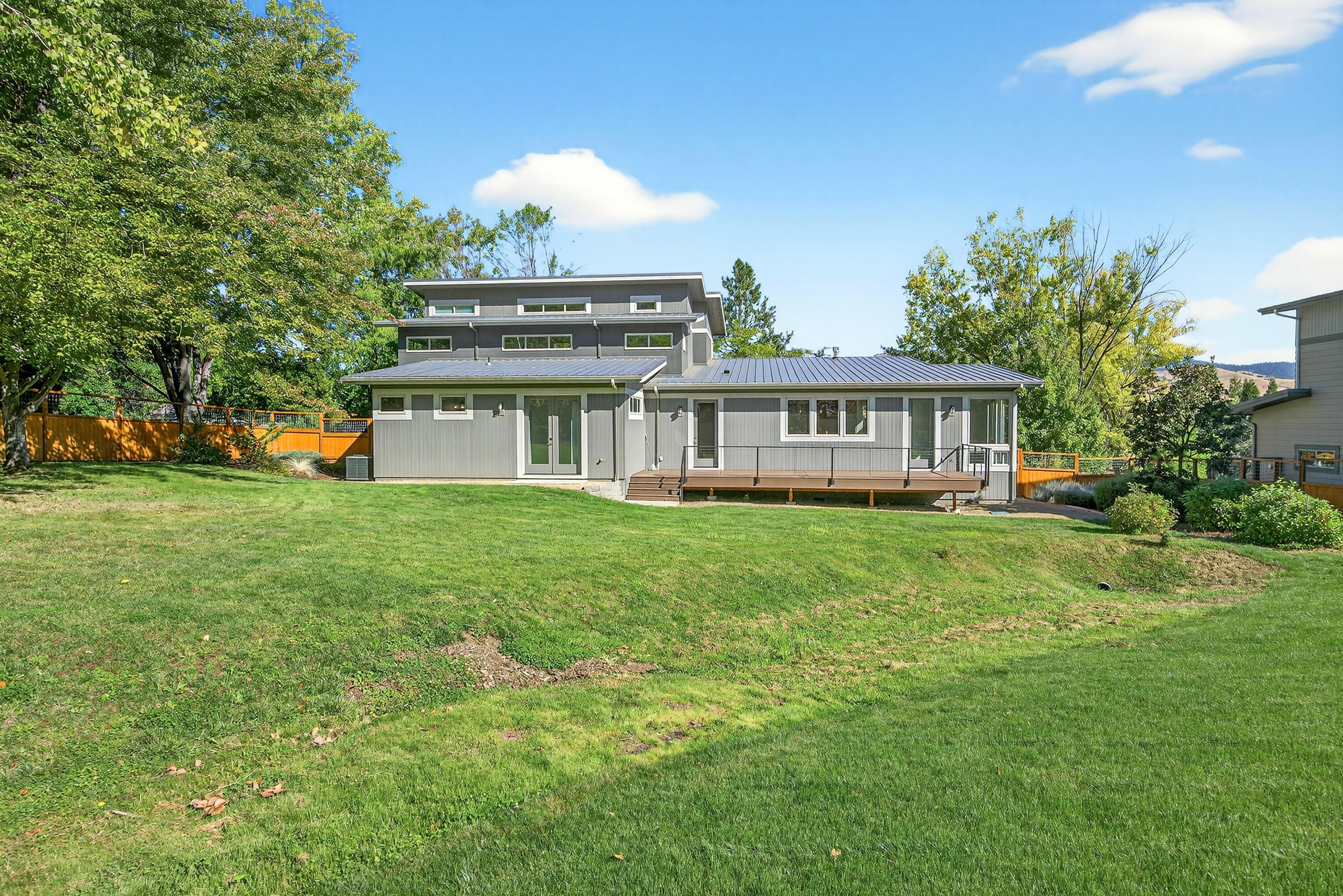 Creekside Meadows - Residential