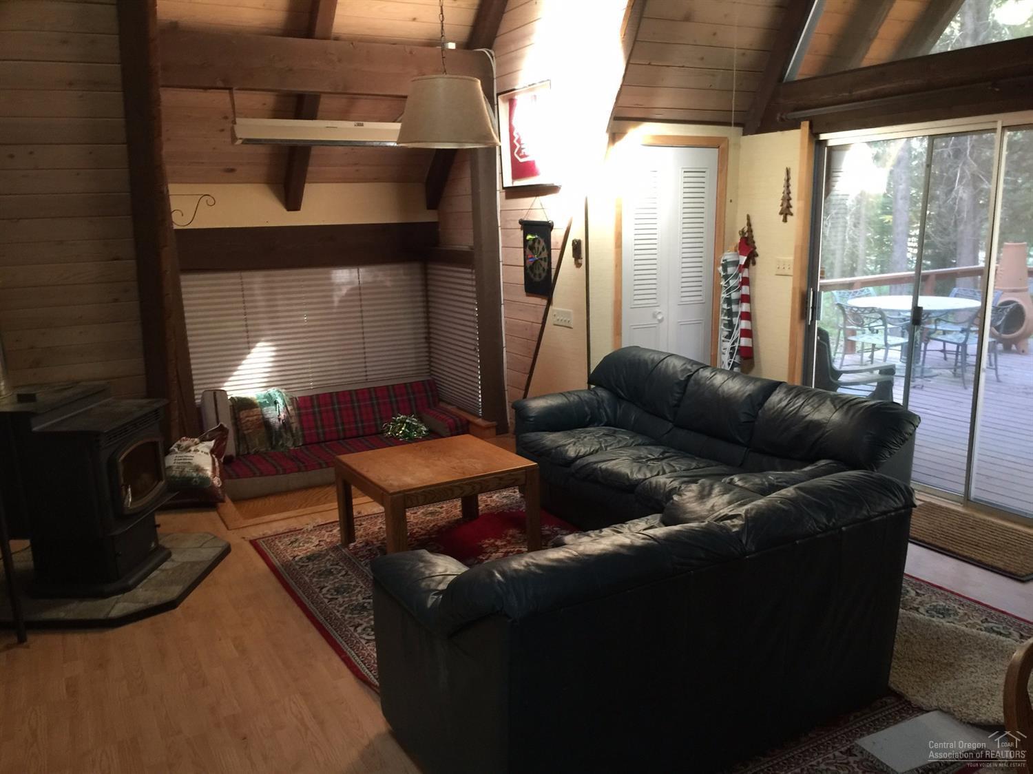 Cres-Del Acres - Residential