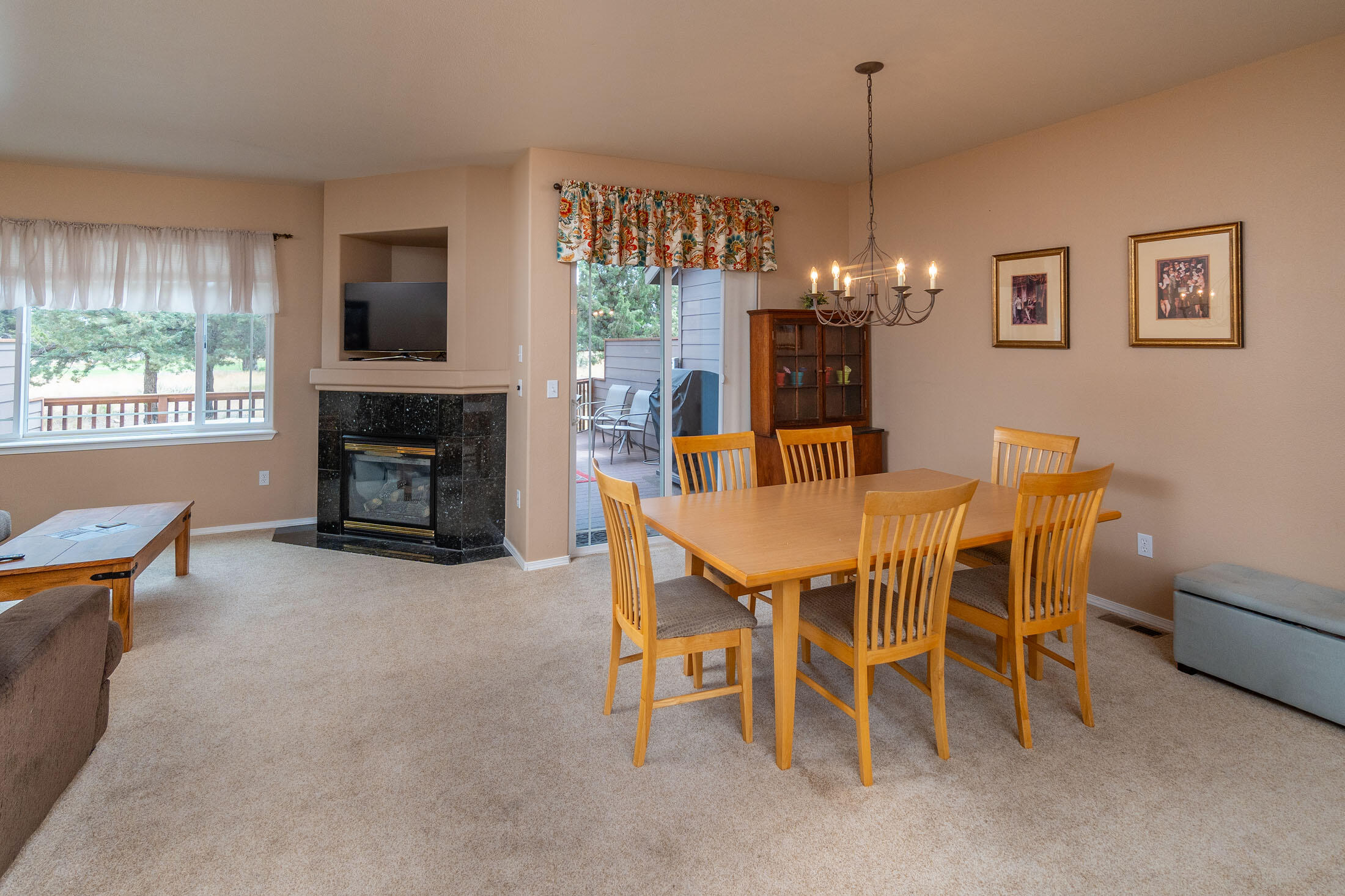 Eagle Crest - Residential