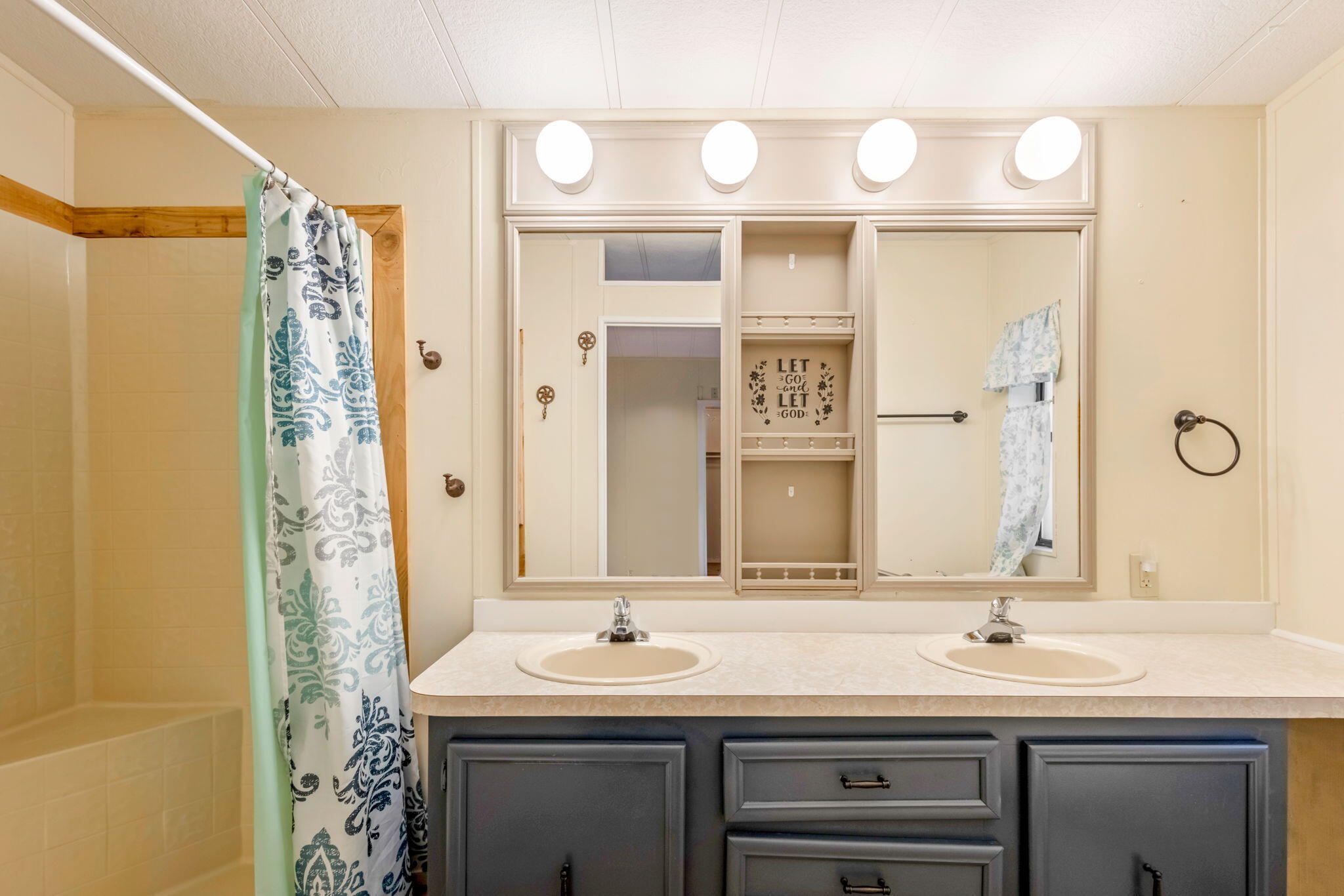 4 Seasons Mobile - Residential