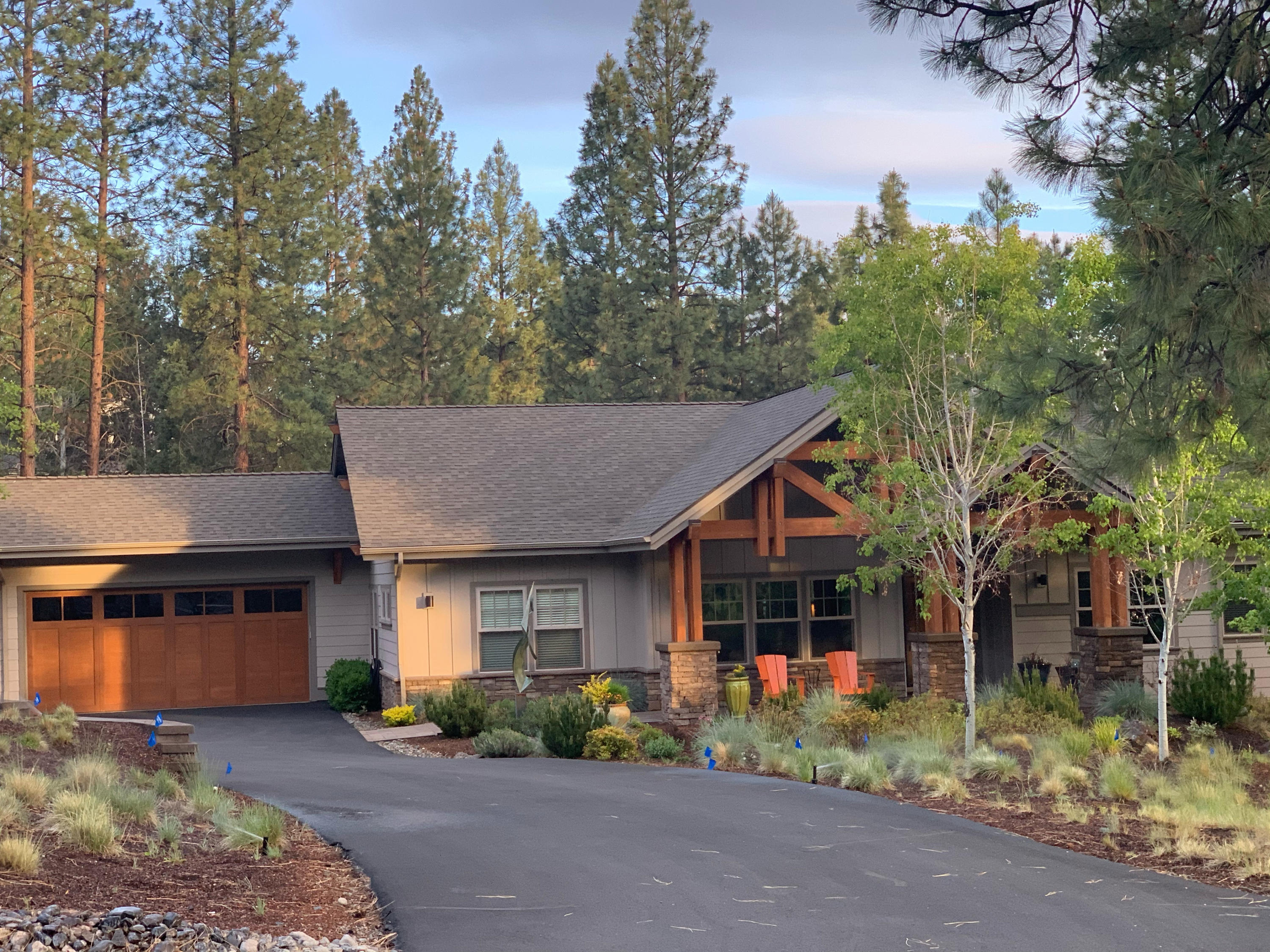Beautiful single story Awbrey Glen home.  Listing is for comp purposes only.