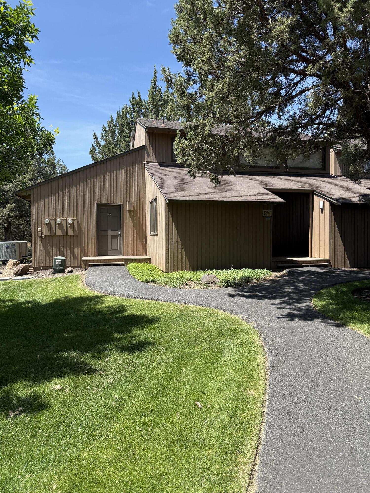 Eagle Crest - Residential